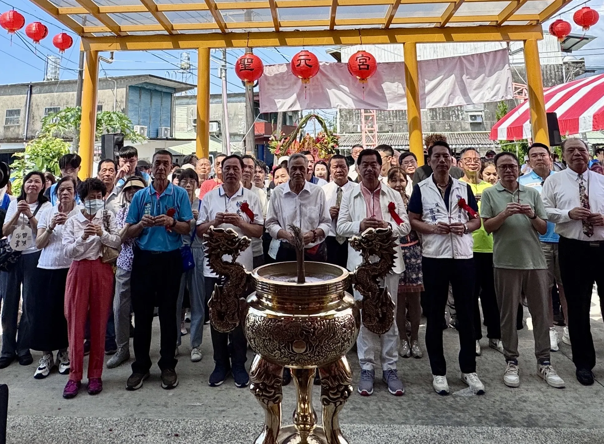 聖元宮7月5日舉行開光入火安座大典，地方信眾與各界人士齊聚參拜，共同見證新廟落成重要時刻。（圖/聖元宮提供）