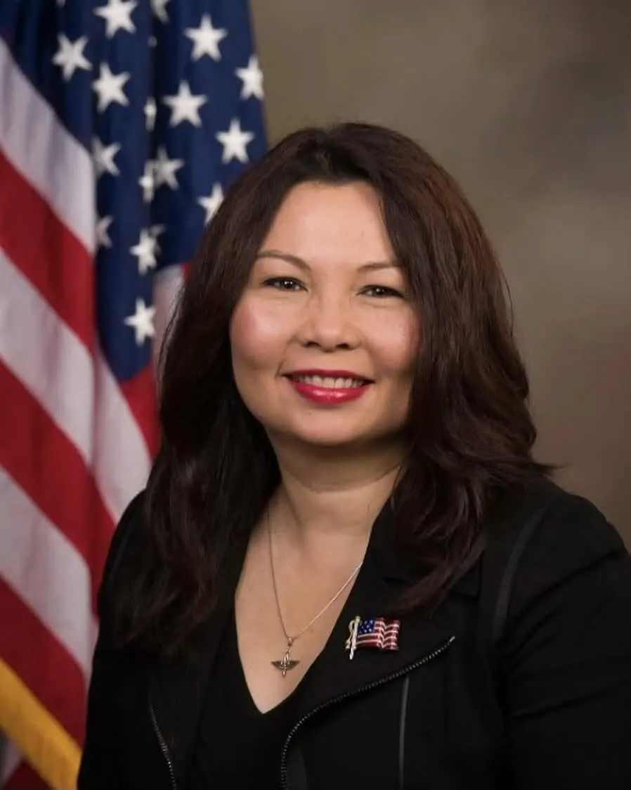 美國聯邦參議員譚美達克沃斯（Tammy Duckworth）。（取自AIT臉書）