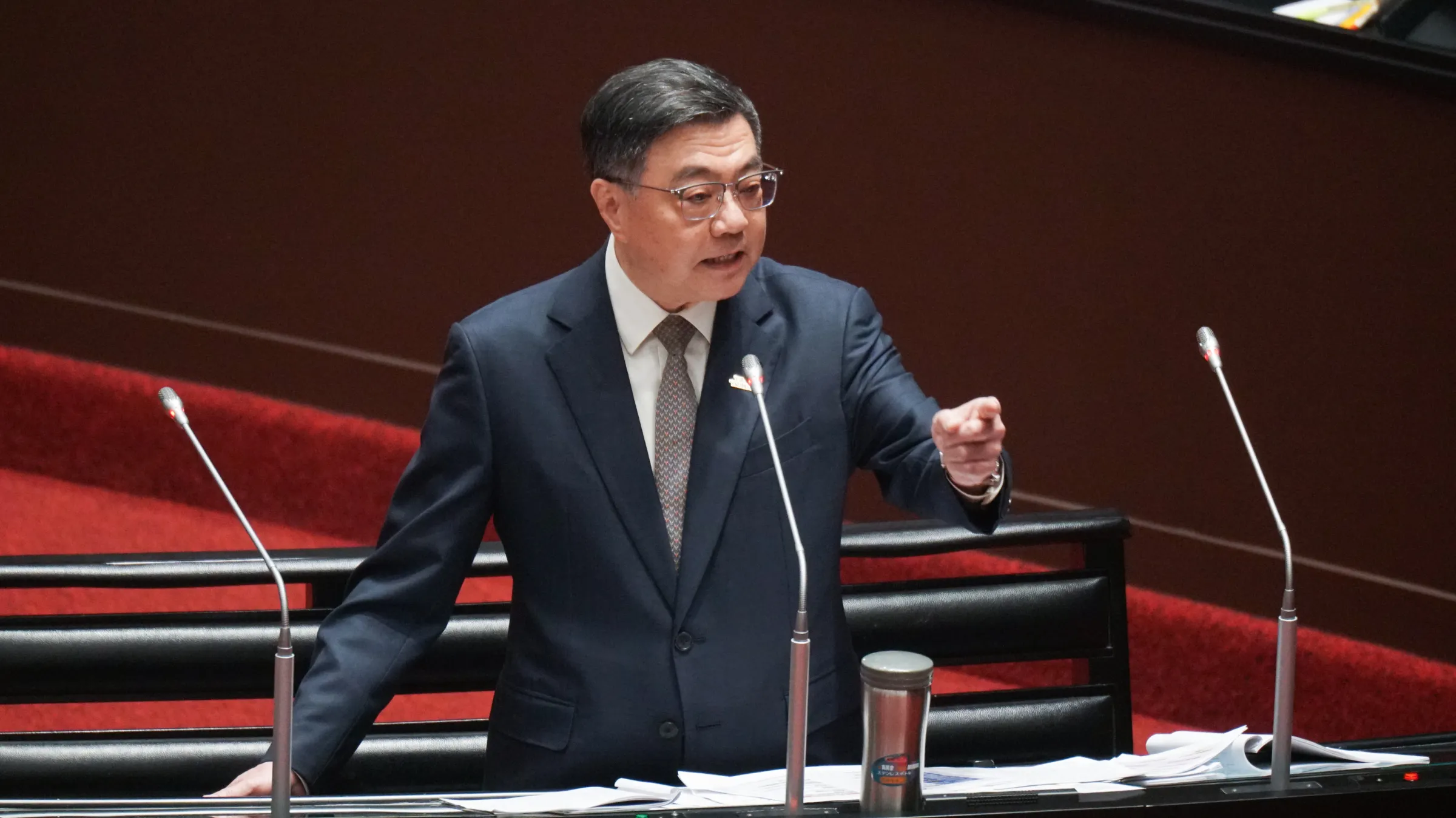 20260714-行政院長卓榮泰赴立法院就中聯油脂大豆沙拉油事件備詢。(蔡親傑攝)