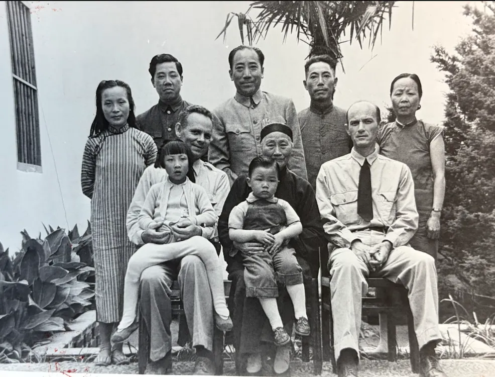 美國海軍透過梅樂斯與戴笠的交情，試圖掌握戰後中華民國海軍的發展。（美國國家檔案館）