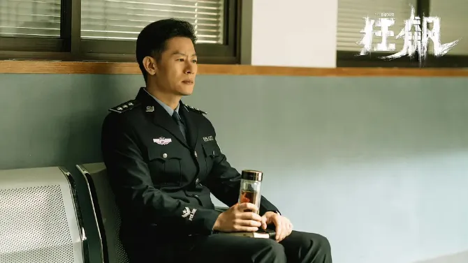 近8年收視最強陸劇第1名：張譯、張頌文《狂飆》｜網播量：2億（圖／取自微博）