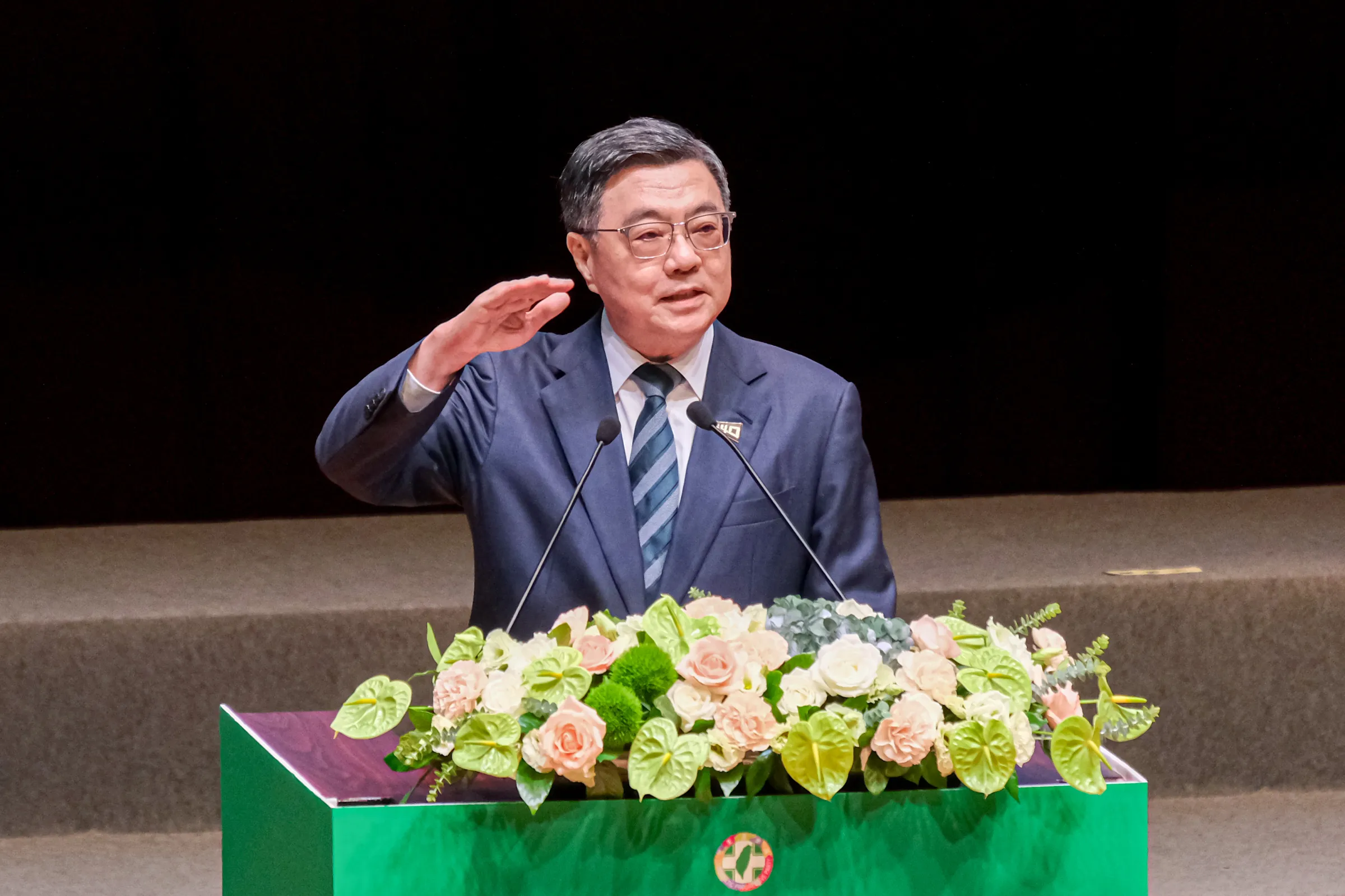 20260719-民進黨全國黨員代表大會19日於台北國際會議中心舉行，圖為行政院長卓榮泰。（劉偉宏攝）