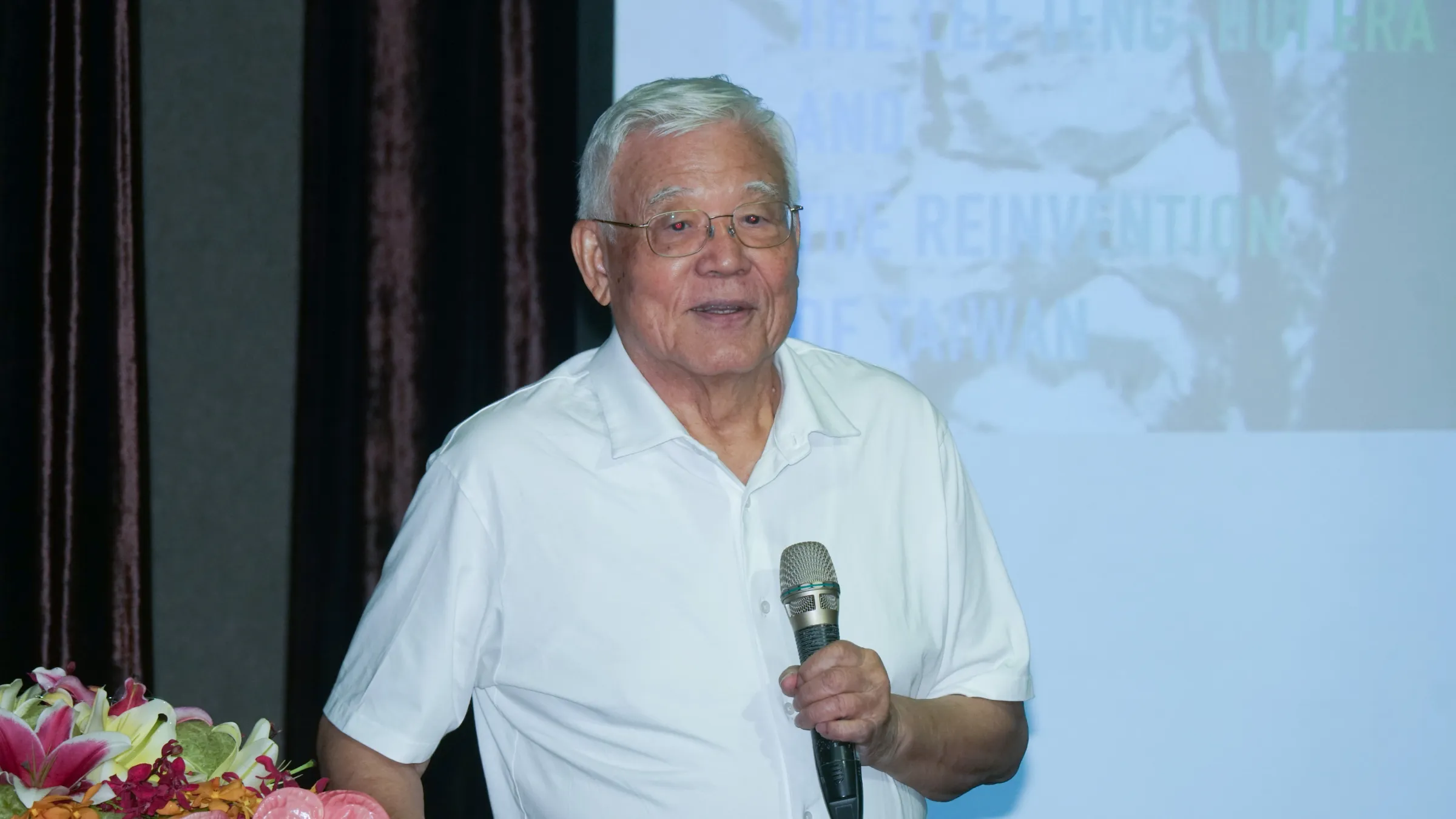 20260722-前台北縣長尤清出席歷史學者林孝庭「台灣的李登輝時代：意外國度的重塑新書發表會」。(蔡親傑攝)