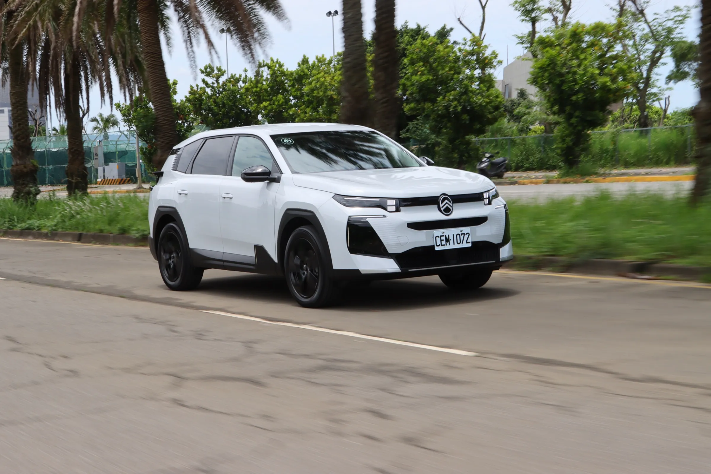 2026年式C5 Aircross車身尺碼加大，無論是車長或車寬或軸距，都是標準的中大型SUV的格局。（劉芯衣攝）