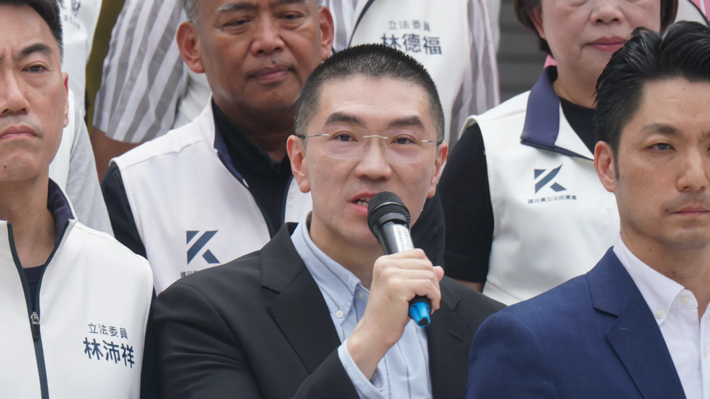 20260724-基隆市長謝國樑出席國民黨與民眾黨立院黨團所舉辦的食安遊行前記者會。（蔡親傑攝）