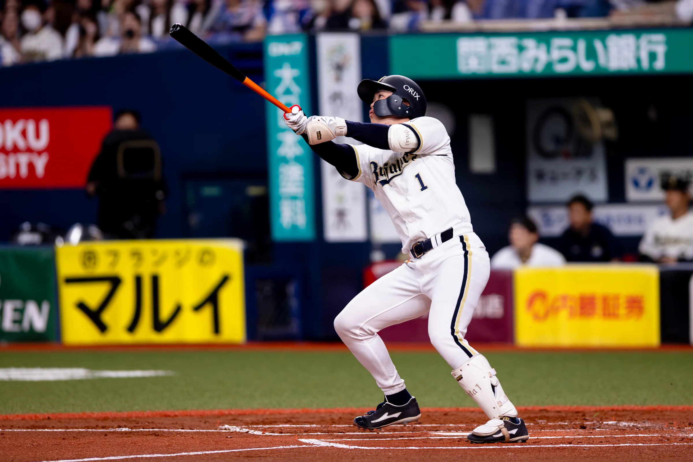太田椋が初球を完璧に捉え、左越えの2ラン本塁打を放った。（写真／丁勤紜撮影）