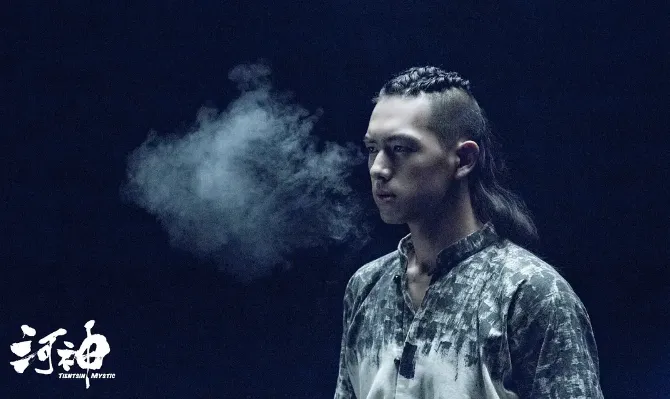 陸劇最有痞帥感男主第3名：李現《河神》（圖／取自微博）