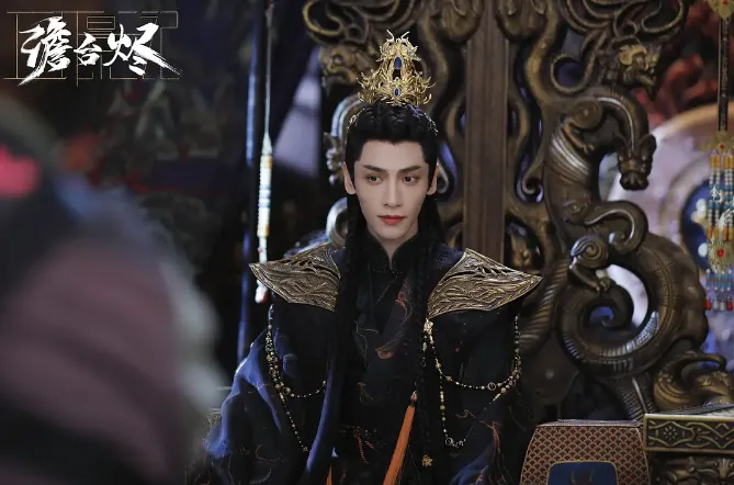 近5年評價最差Netflix陸劇第9名： 羅雲熙、白鹿《長月燼明》｜豆瓣評分：5.6分（圖／取自微博）