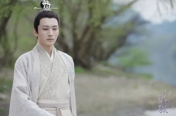 古裝陸劇最帥白衣男神第9名：劉學義《琉璃》（圖／取自微博）