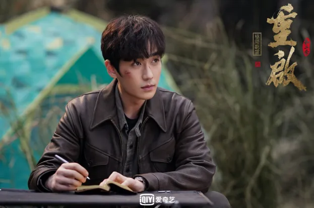 最帥盜墓陸劇男神第5名：朱一龍《重啟之極海聽雷》（圖／取自微博）