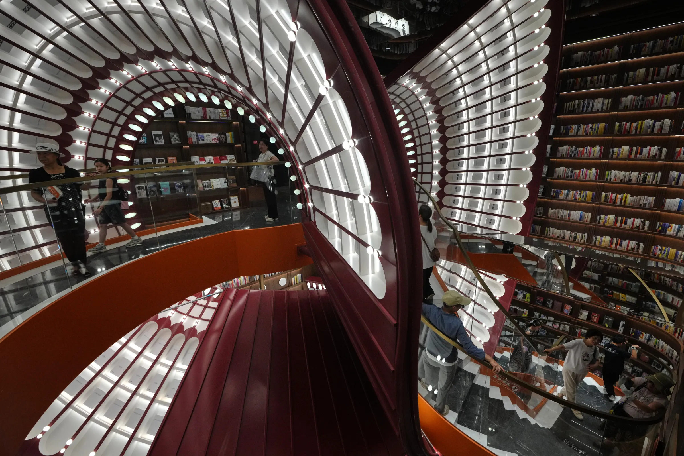中國經濟、書店。（美聯社）