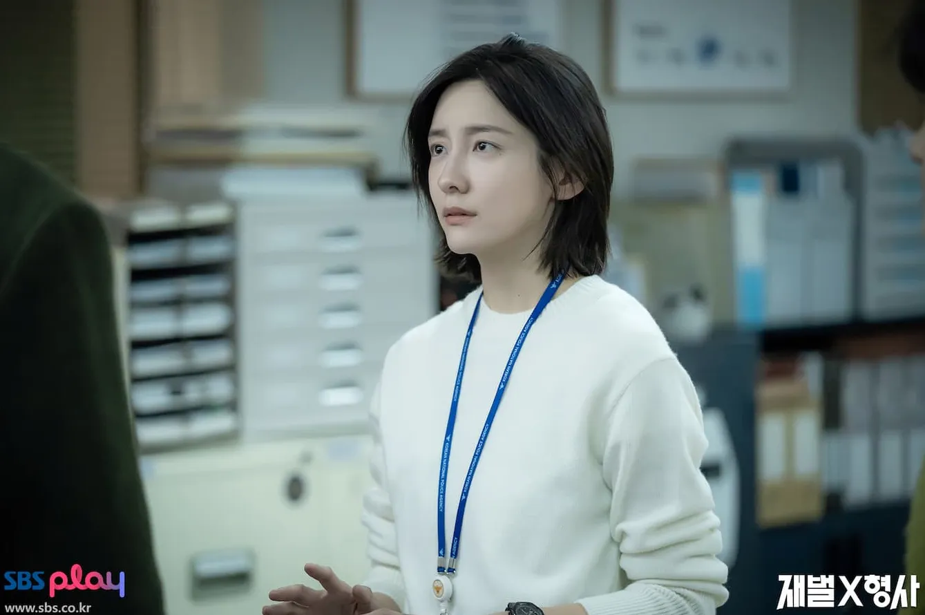 8月話題韓劇第5名：安普賢、鄭恩彩《財閥X刑警2》（圖／取自imdb）