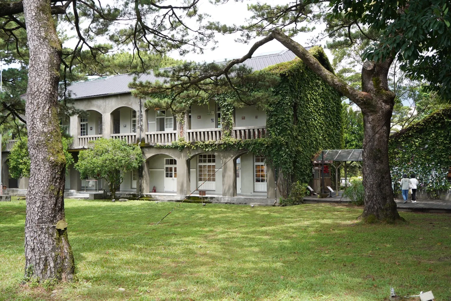 20260824-位於花蓮美崙的退輔會松園別館，挺過2024年0403強震重挫，重振觀光。（張曜麟攝）