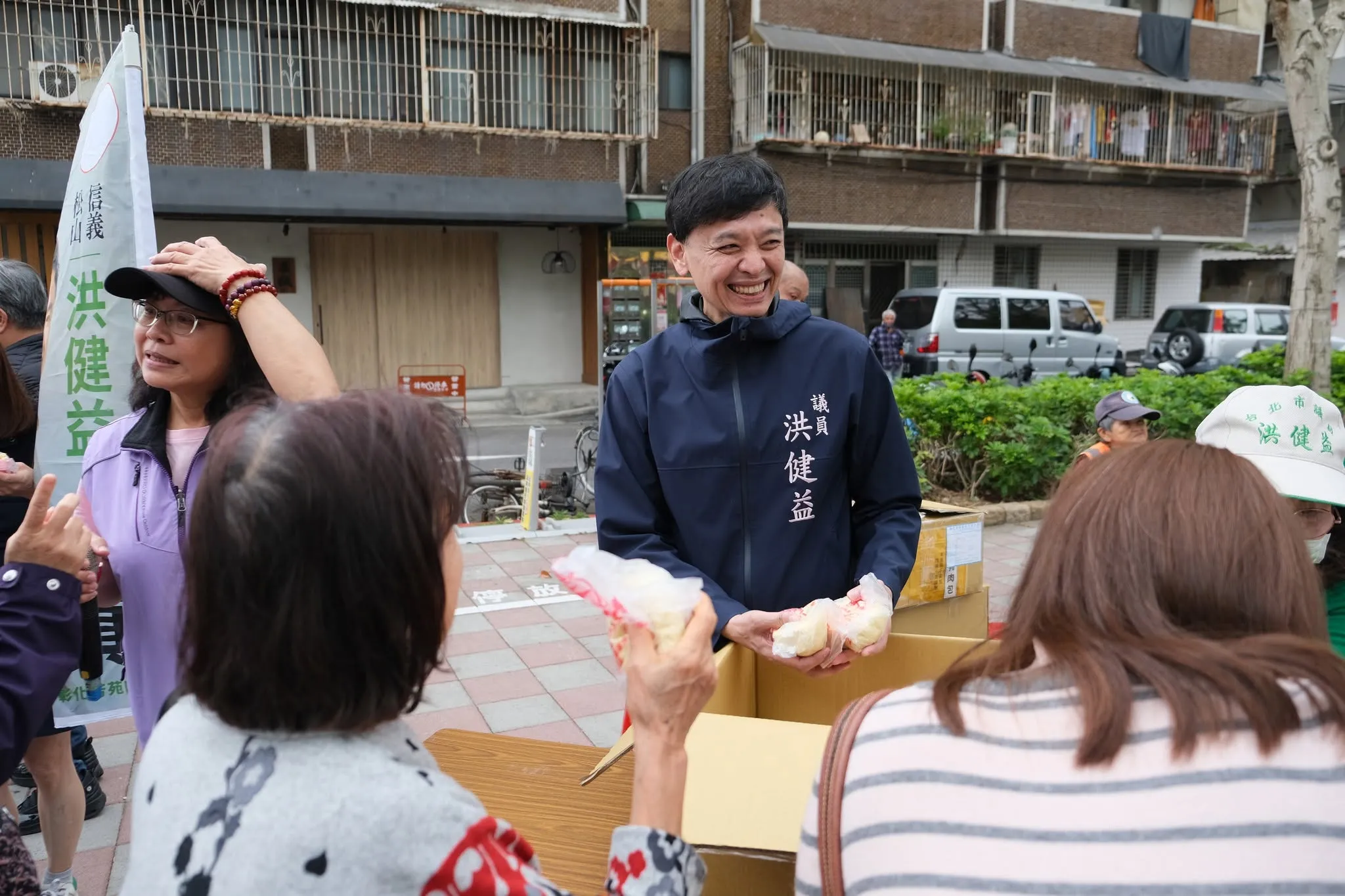 洪健益（如圖）表示「北市普發2萬」一讀已在北市議會通過，喊話蔣萬安：「換您了！」（圖／翻攝自洪健益臉書）
