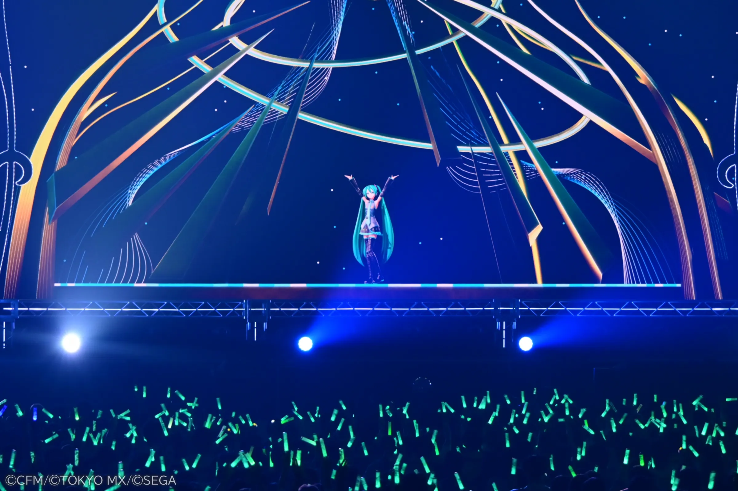 初音ミク「マジカルミライ 2026」が全公演を終了し、2027年夏に広島・大阪・東京で開催されることが発表された。初音ミク「マジカルミライ 2026」プレス受付