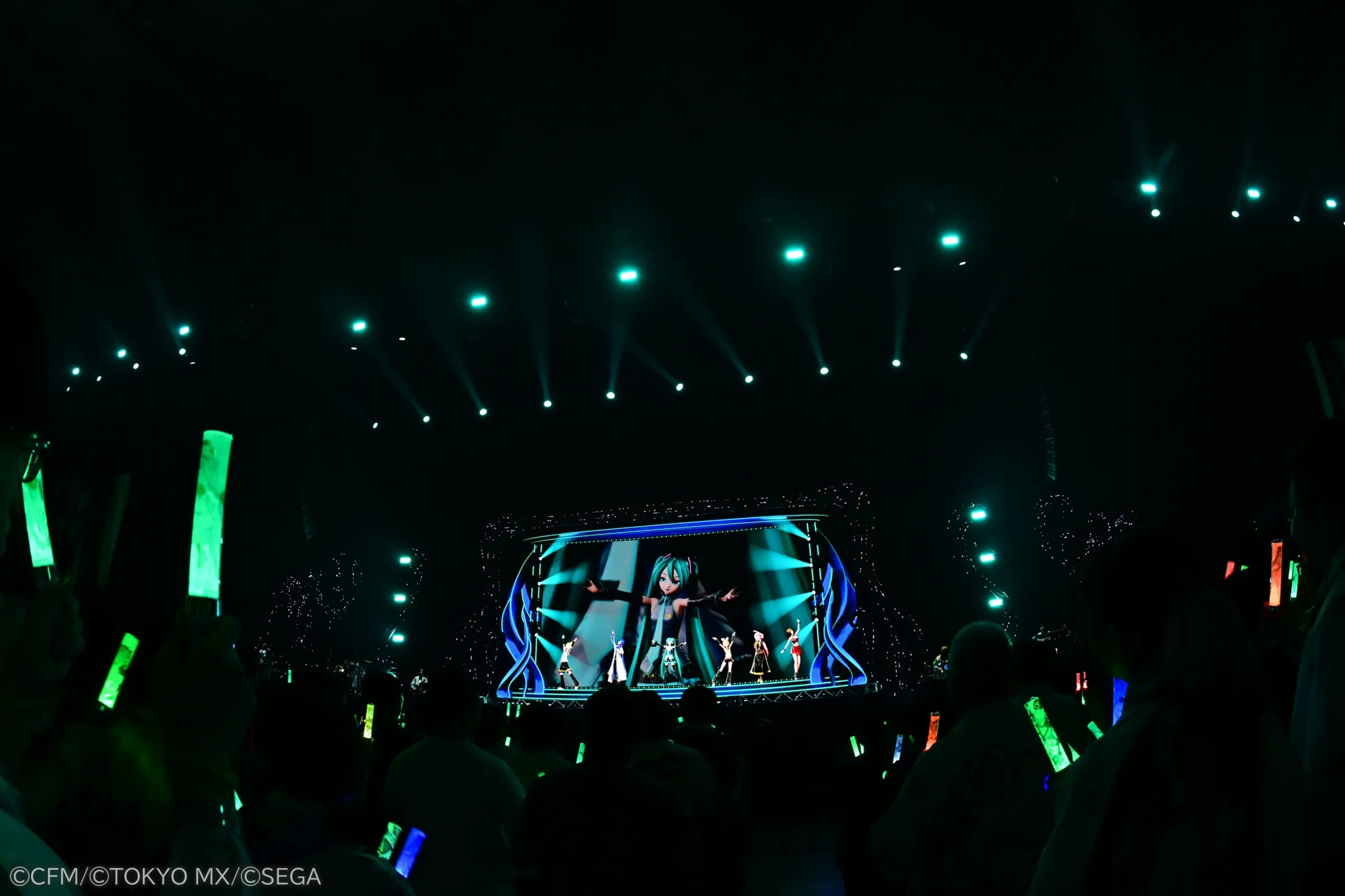 初音ミク「マジカルミライ 2026」が全公演を終了し、2027年夏に広島・大阪・東京で開催されることが発表された。初音ミク「マジカルミライ 2026」プレス受付