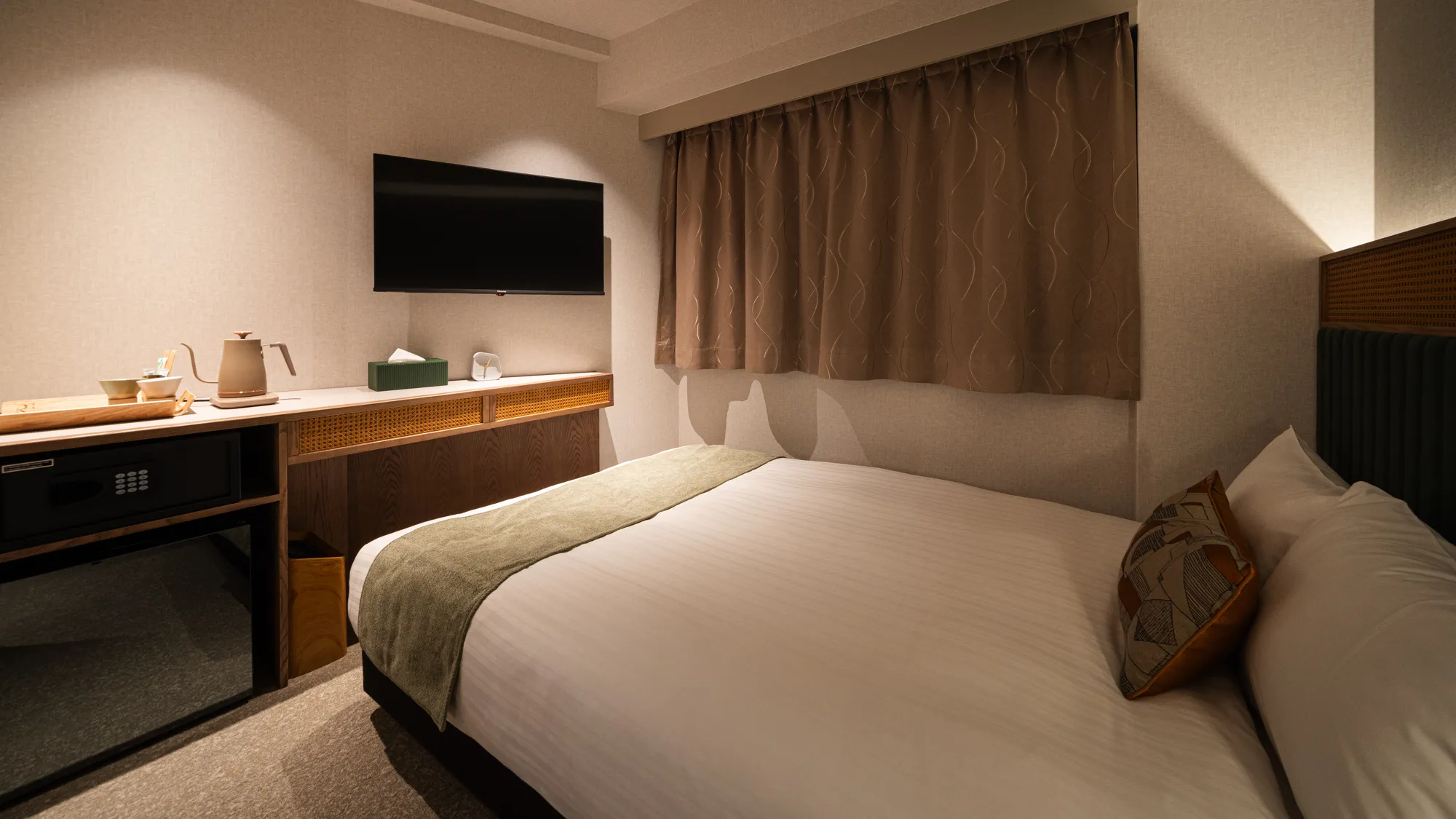 全国で多様な宿泊施設を展開するR HOTELは、押上や長居公園など地域の特性を活かした滞在の魅力を語り、台湾の訪日リピーターに向けてホテル滞在そのものを楽しむ旅の形を呼びかけた。R HOTEL