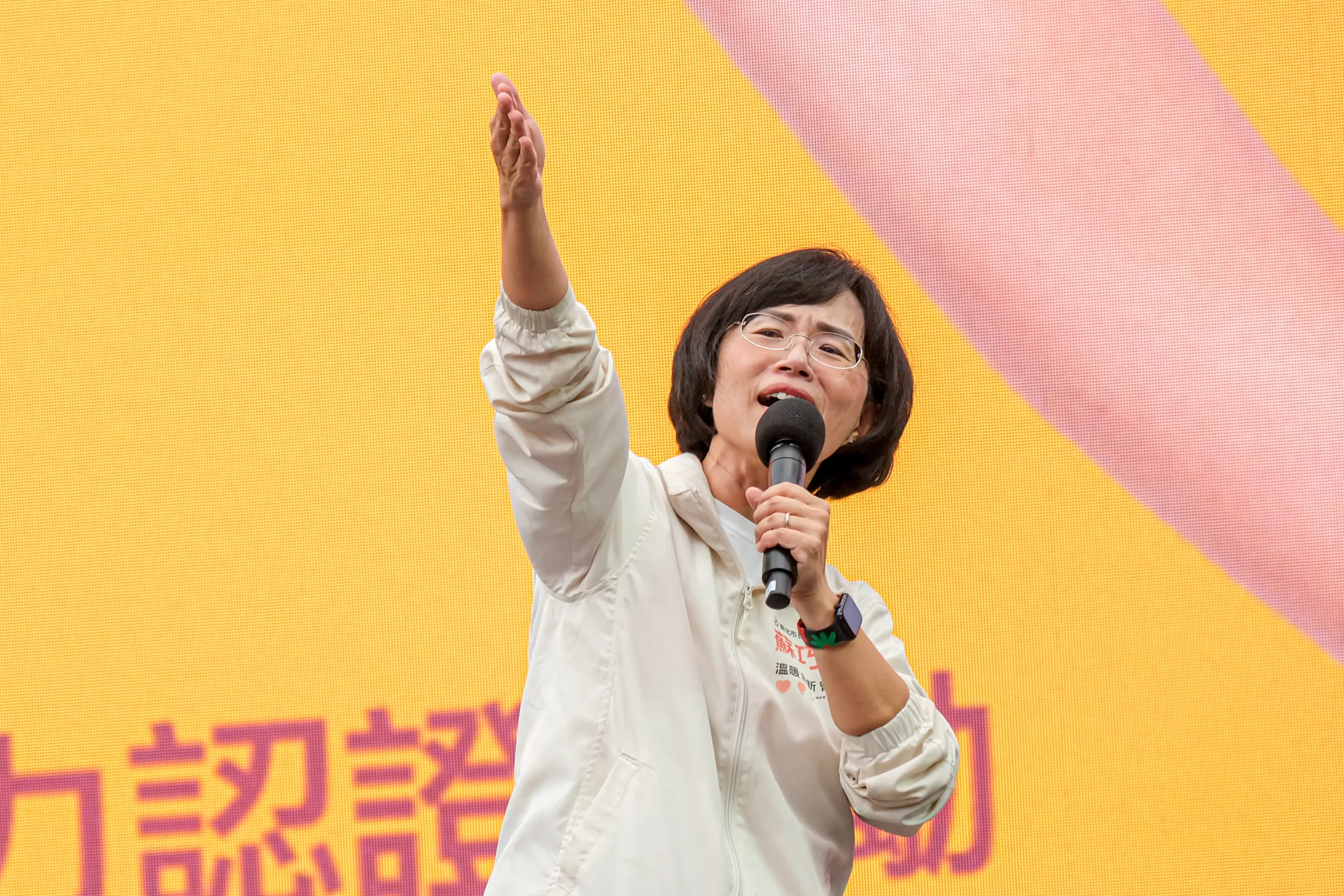 20260905-民進黨新北市長參選人蘇巧慧競選總部成立大會5日於板橋第一運動場舉行，圖為民進黨新北市長參選人蘇巧慧。（劉偉宏攝）