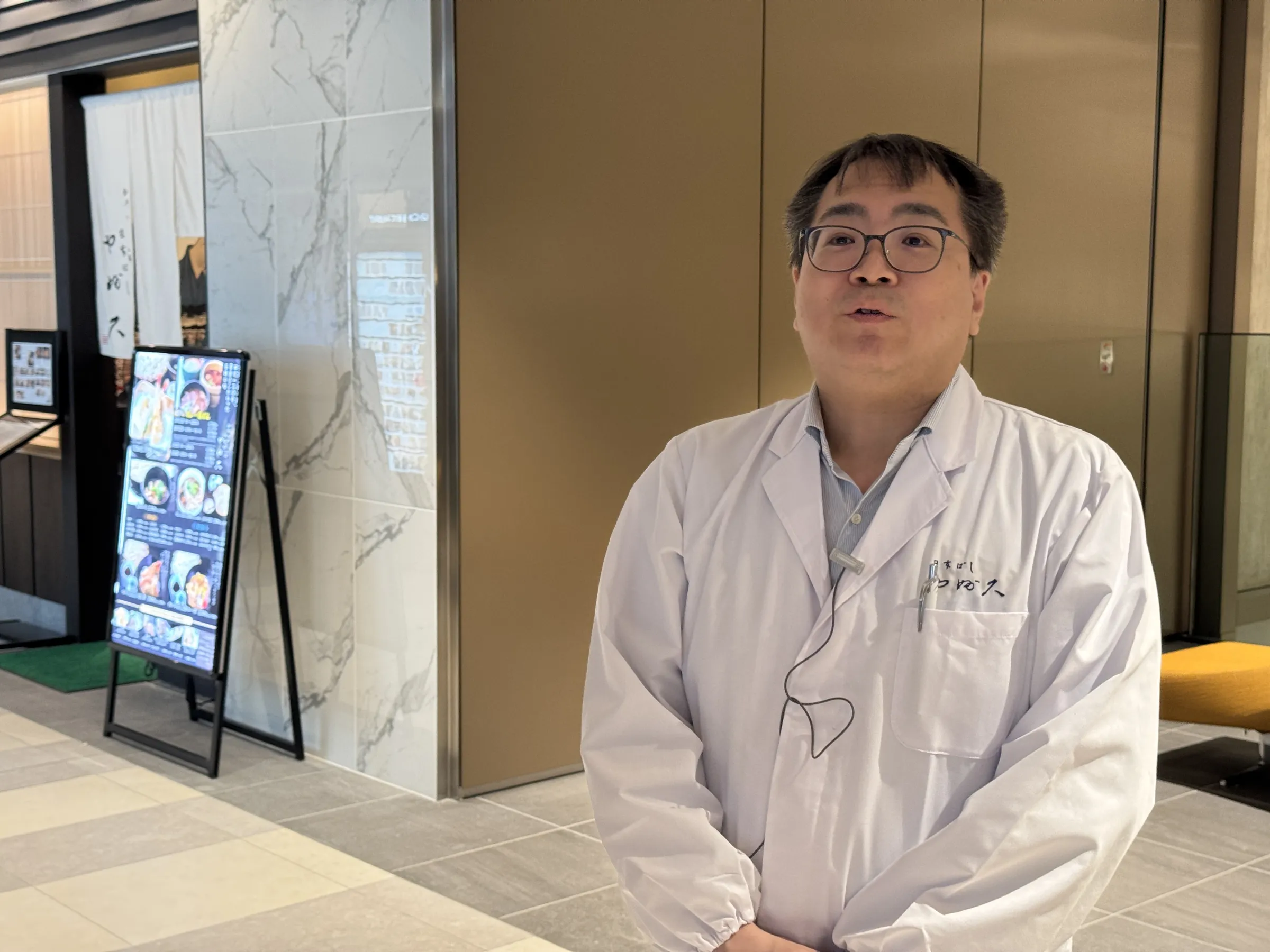 東京駅直結の「TOFROM YAESU TOWER」にて商業ゾーンの内覧会が開催され、八重洲の伝統を継承する名店や新業態など、街区を彩る全店舗の全貌が詳細に発表された。黃信維