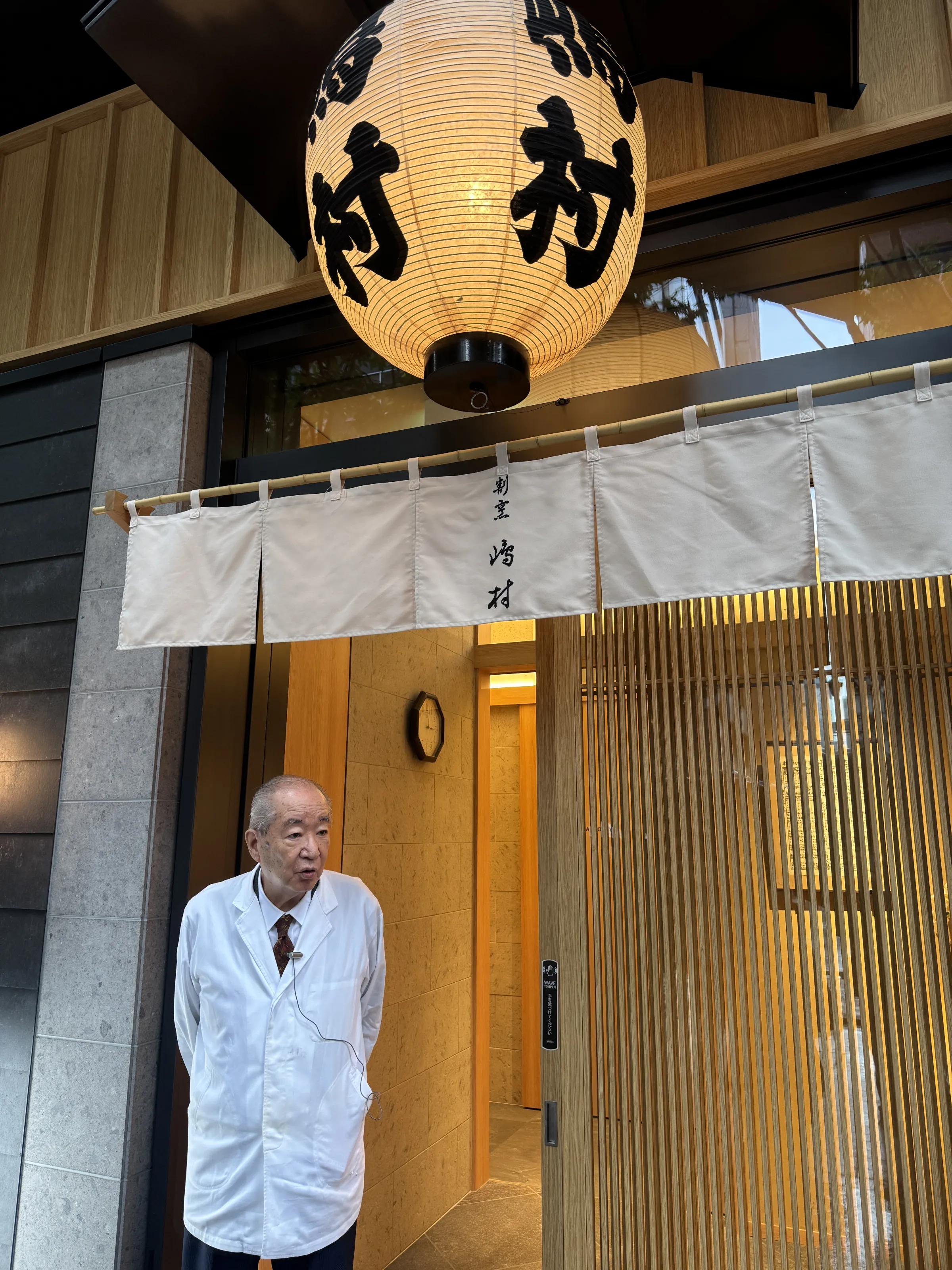 東京駅直結の「TOFROM YAESU TOWER」にて商業ゾーンの内覧会が開催され、八重洲の伝統を継承する名店や新業態など、街区を彩る全店舗の全貌が詳細に発表された。黃信維