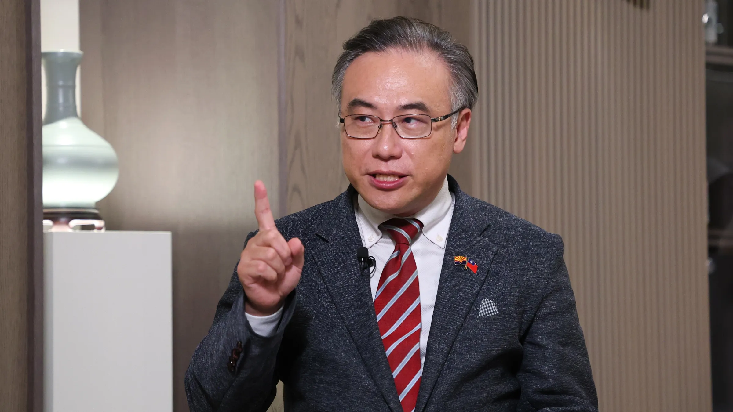 20260916-《下班國際線》訪問美國亞利桑那州駐台貿易投資辦事處長徐竹先。（顏麟宇攝）