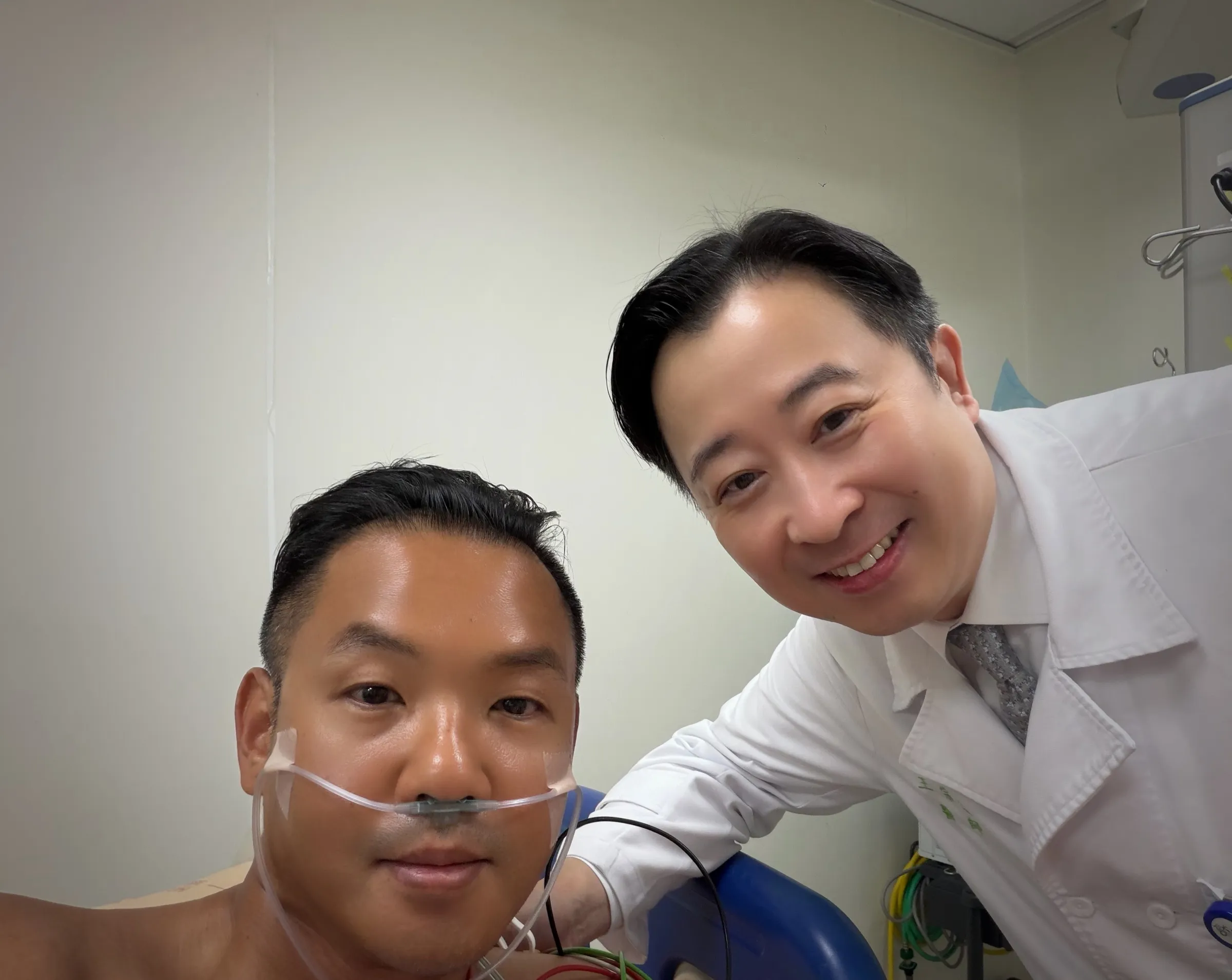 陳建州透露自己有一條血管完全堵塞，從送抵台大醫院到完成手術約90分鐘，坦言這次真的「從鬼門關前走了一遭」。（圖／翻攝自陳建州IG）