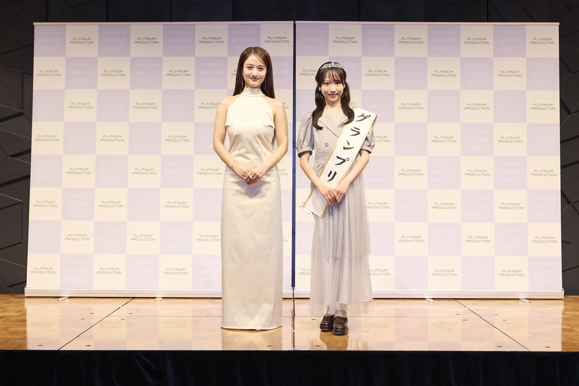 プラチナムプロダクション主催の次世代スターオーディションで北海道出身の中学1年生・朝凪りおなさんがグランプリを獲得し、ファイナリスト7名全員の所属が決まった。株式会社プラチナムプロダクション