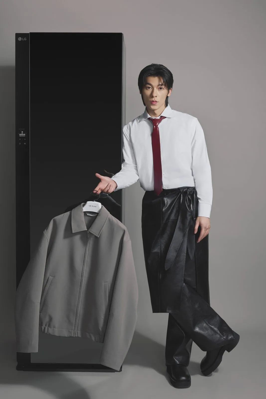LG Styler接招雨天濕衣與換季難題。