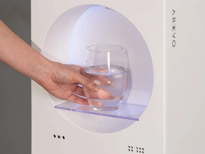 ARKVO 方圓水從空氣取得水分並經淨化處理，提供家庭日常飲水，也讓既有供水之外多一種取得飲水的方式。（圖/ARKVO團隊提供）