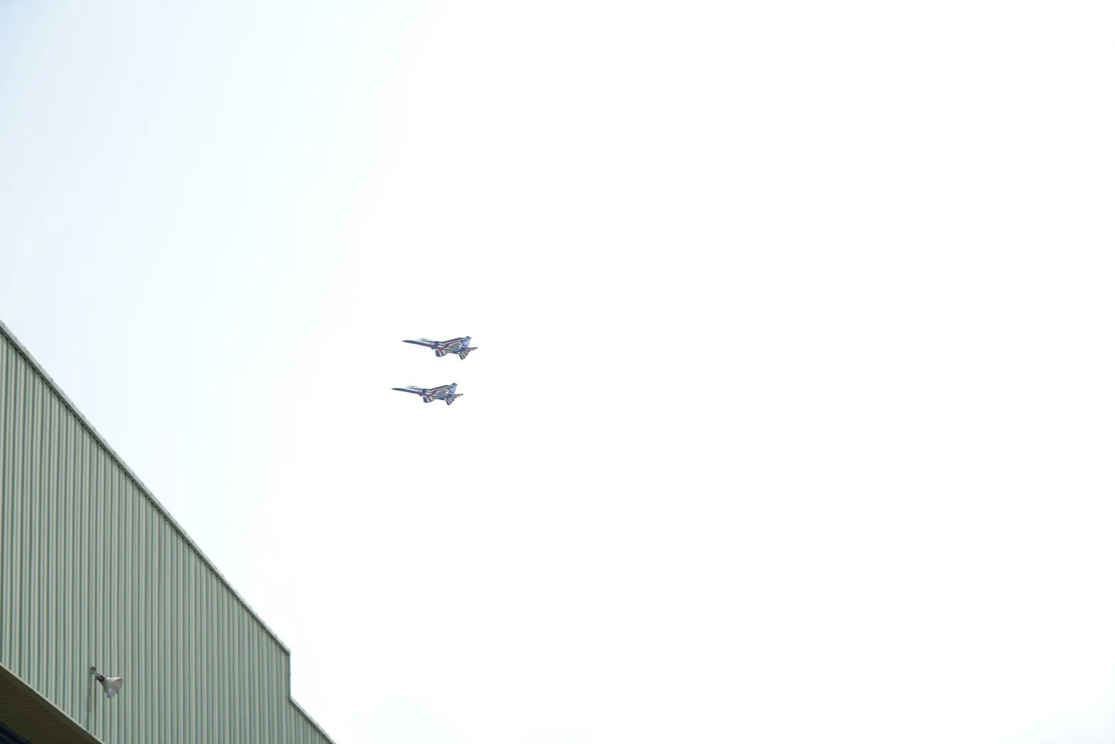 20260924-高級教練機勇鷹號最後兩架交機。（張曜麟攝）