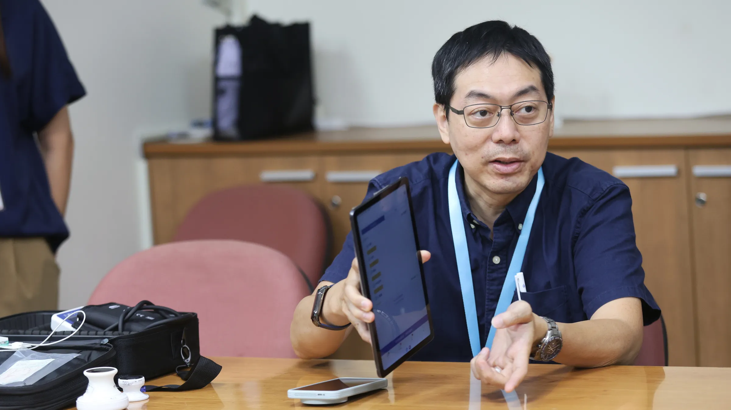 20260923-2026風傅媒AI醫療領航大獎專訪成大醫院安寧緩和共照中心主任蔡瑞鴻。（柯承惠攝）
