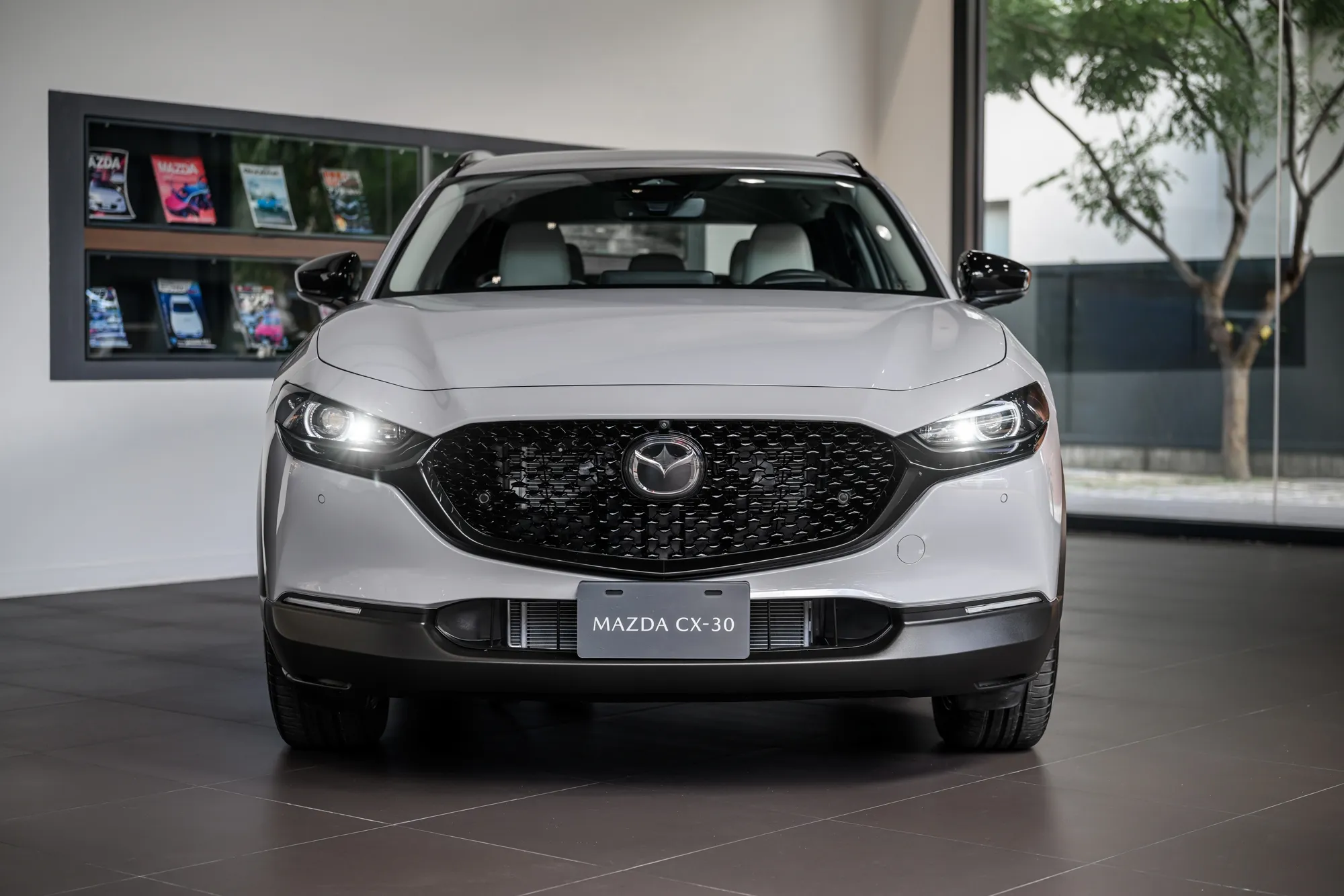 Mazda CX-30新增「天際灰」車色。（台灣馬自達提供）