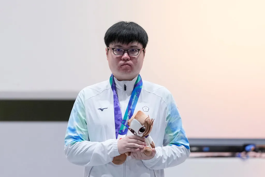 名古屋亞運電競「魔法氣泡」比賽，台灣郭子昂拿下銅牌。（美聯社）