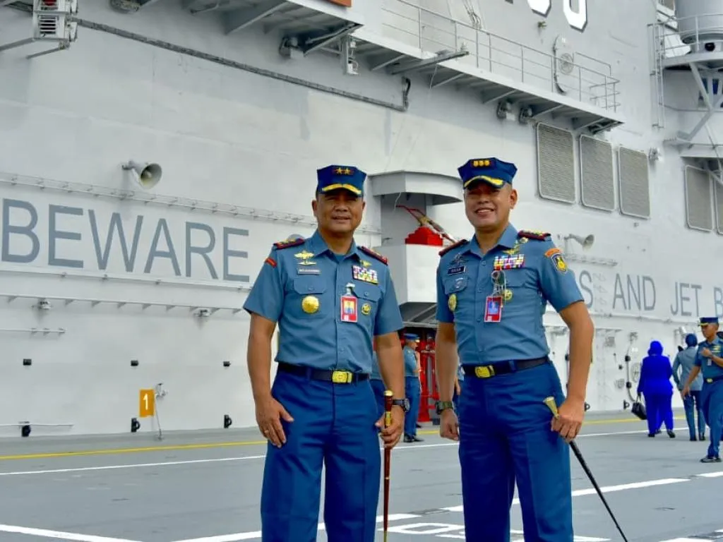 印尼正式接收退役「加里波底號」航空母艦，並更名為三佛齊號入列海軍艦隊。（取自印尼海軍粉專）