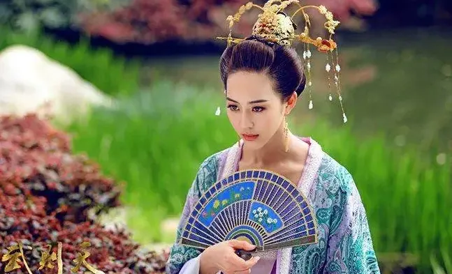 陸劇最美女二第5名：張鈞甯《武媚娘傳奇》｜豆瓣評價：5.4分（圖／取自微博）