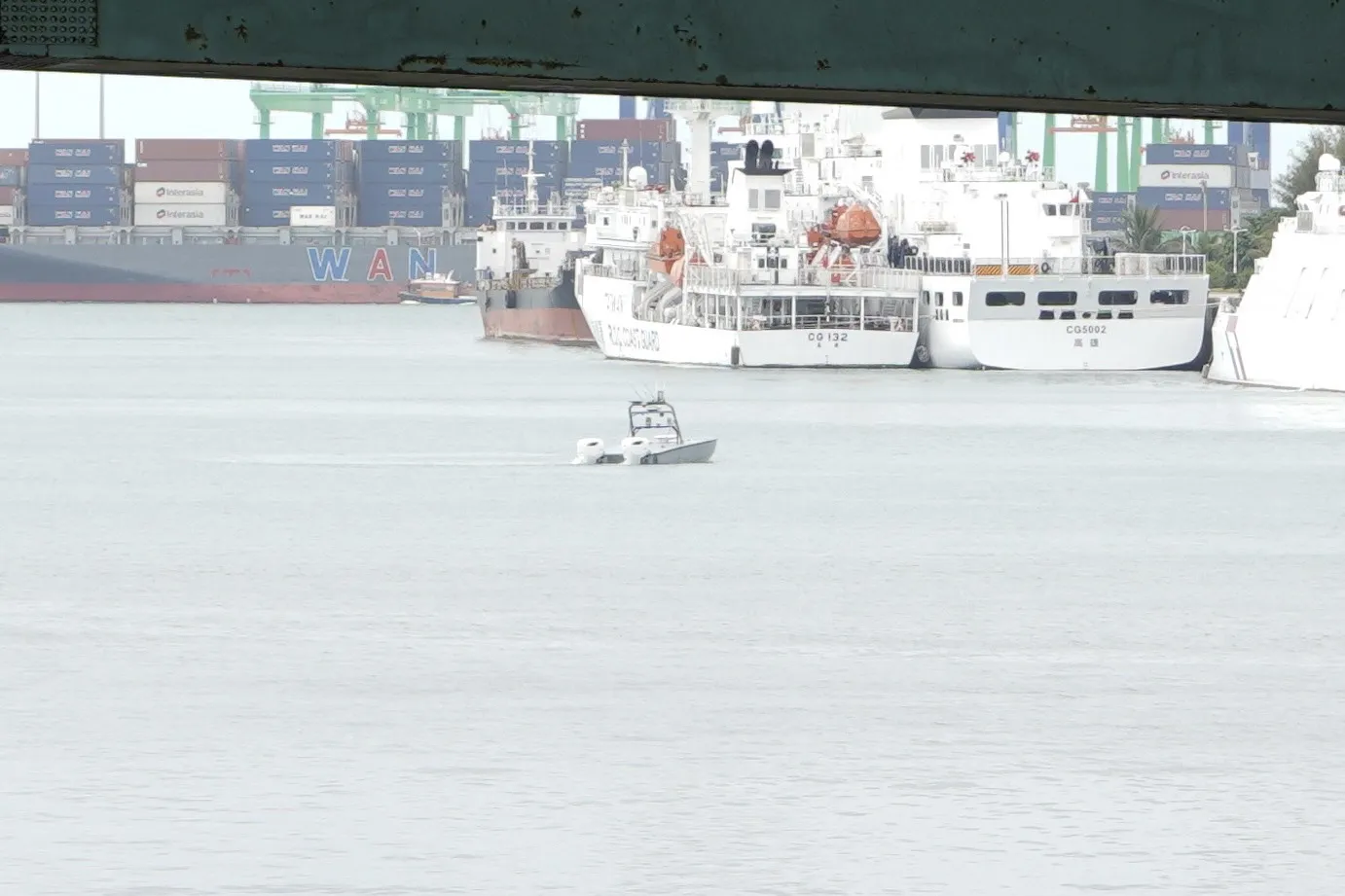 20261007-海巡署首度進行T24無人艇測試。（張曜麟攝）
