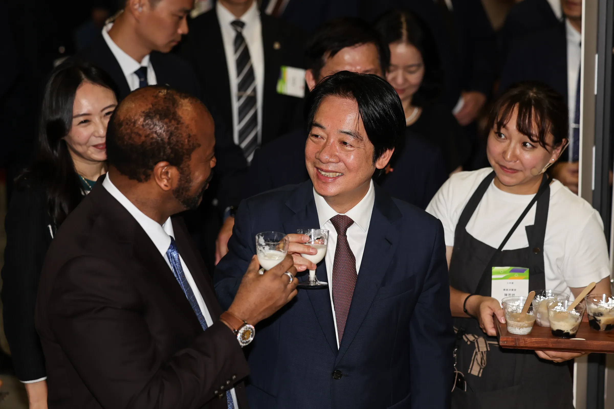 20261010-115年國慶酒會，總統賴清德與史瓦帝尼國王恩史瓦帝三世。（陳品佑攝）