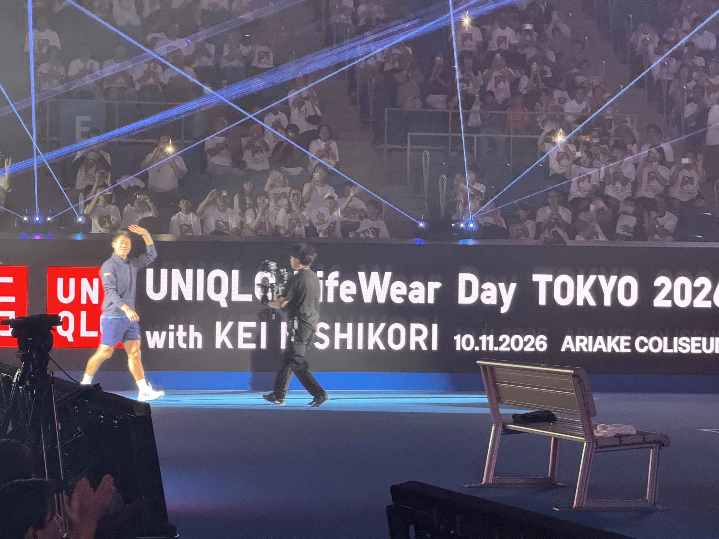 錦織圭が引退イベントでフェデラー氏らと夢の豪華マッチを繰り広げ、レジェンドたちとコートを共有できた喜びと深い感謝を語った。黃信維
