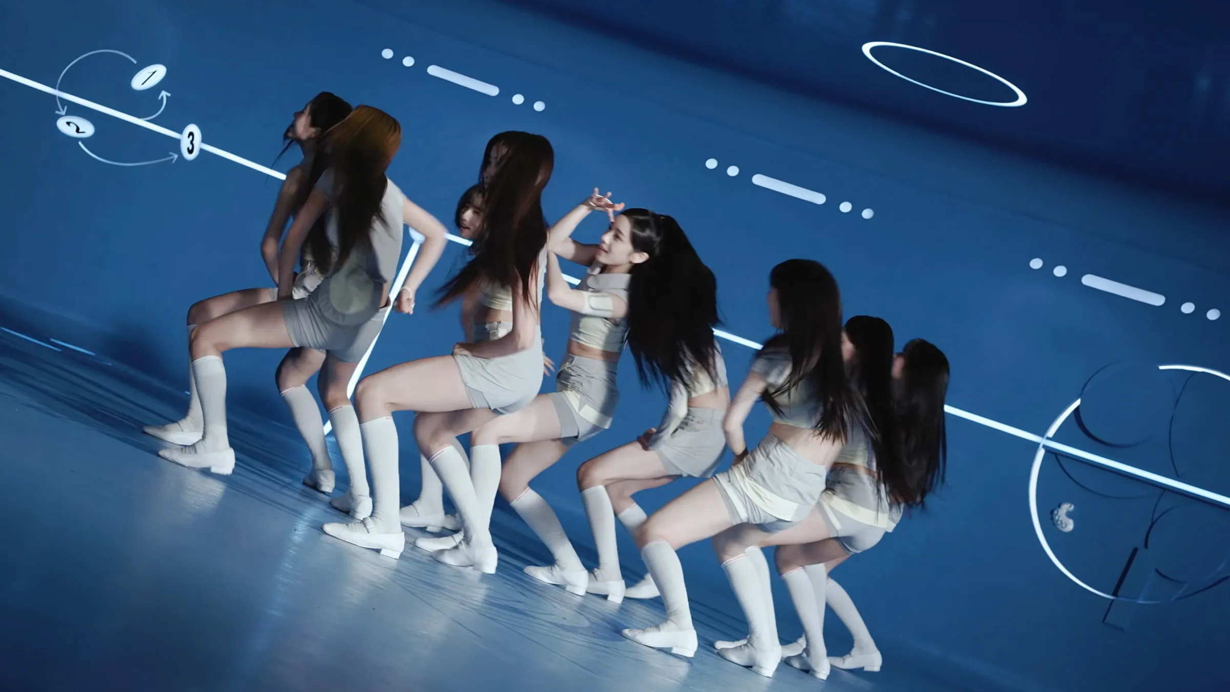 A2O LITE由9名少女組成，成員背景涵蓋韓國、日本、中國、泰國及美日雙重國籍，展現李秀滿布局全球偶像市場的企圖。（圖／翻攝自YouTube@A2O WORLD）