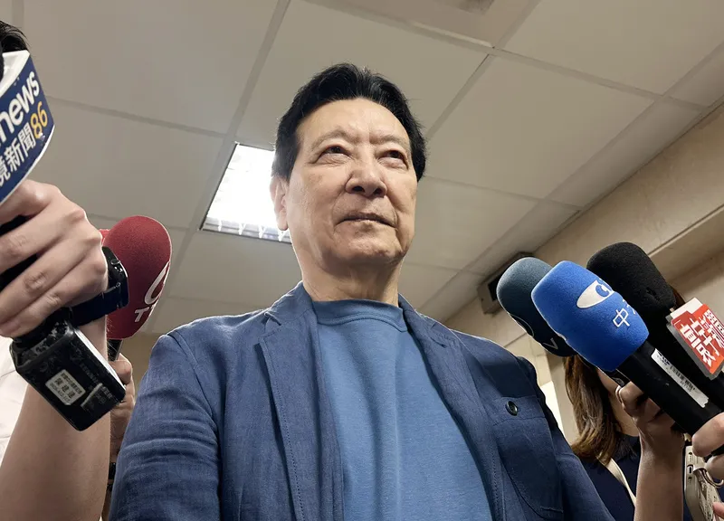 再度專訪沈伯洋 趙少康:沈反應快有備而來 廣播節目「趙少康時間」主持人趙少康(圖)14日專訪民進黨台北市長參選人沈伯洋。節目結束後,趙少康接受聯訪表示,認為沈伯洋有備而來,且他異軍突起的現象的確值得關注。中央社記者劉建邦攝115年10月14日