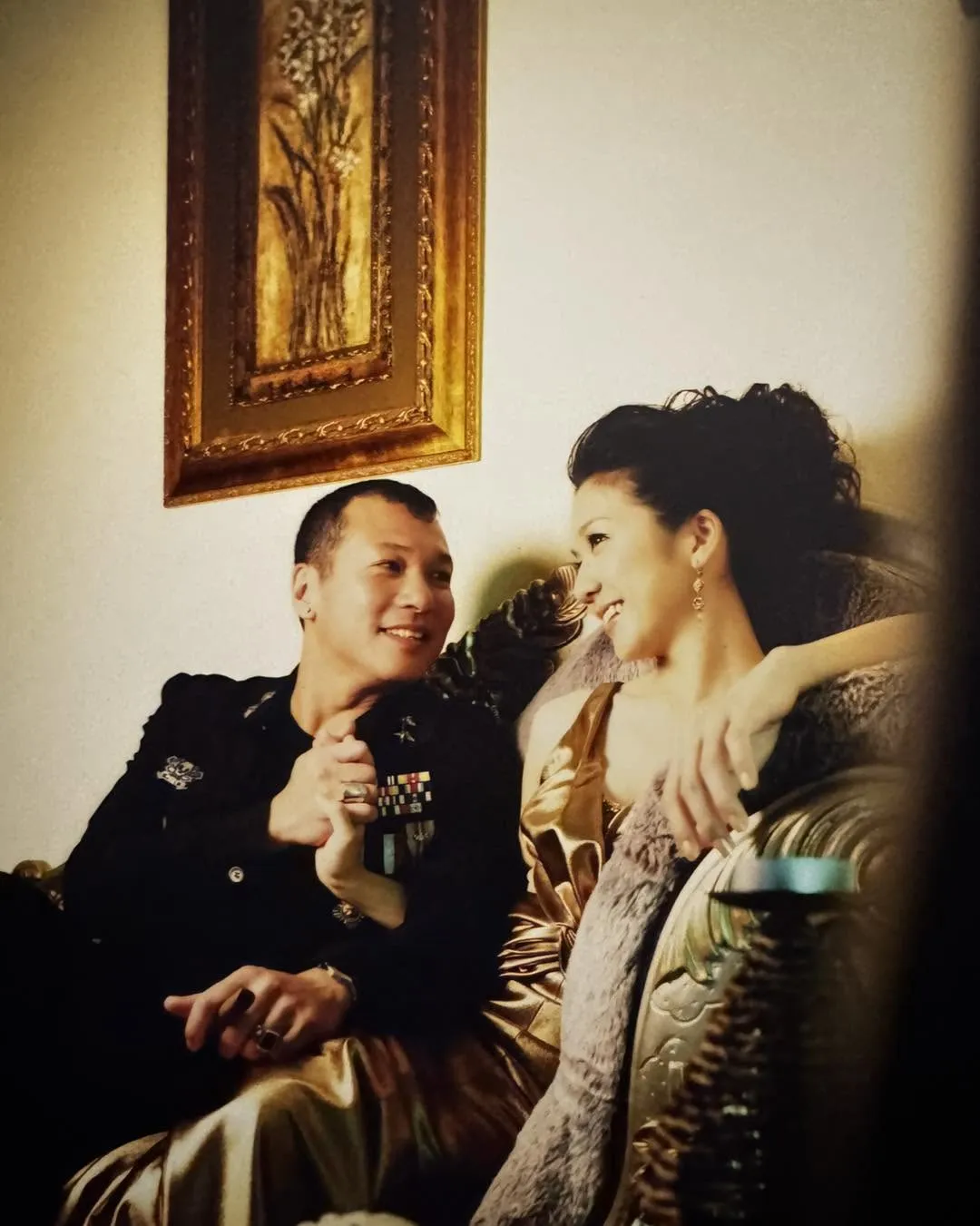 Lulu坦言與黃仲崑目前採取分房睡的生活方式，認為夫妻即使感情再好，也需要保有私人空間，避免整天相處產生摩擦。（圖／翻攝自Facebook@鋼鐵大叔愛露露） 