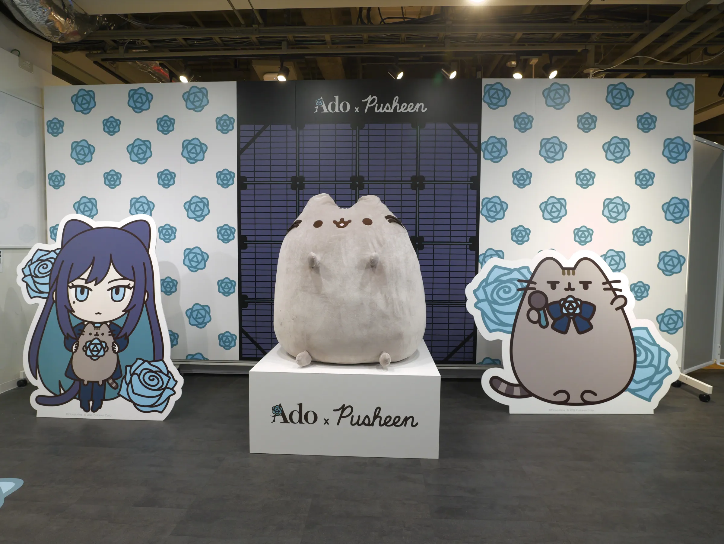 Ado促成美國人氣貓「胖吉貓Pusheen」首度由官方進軍日本，於澀谷開設聯名快閃店歡慶24歲生日。©Cloud Nine © 2026 Pusheen Corp.