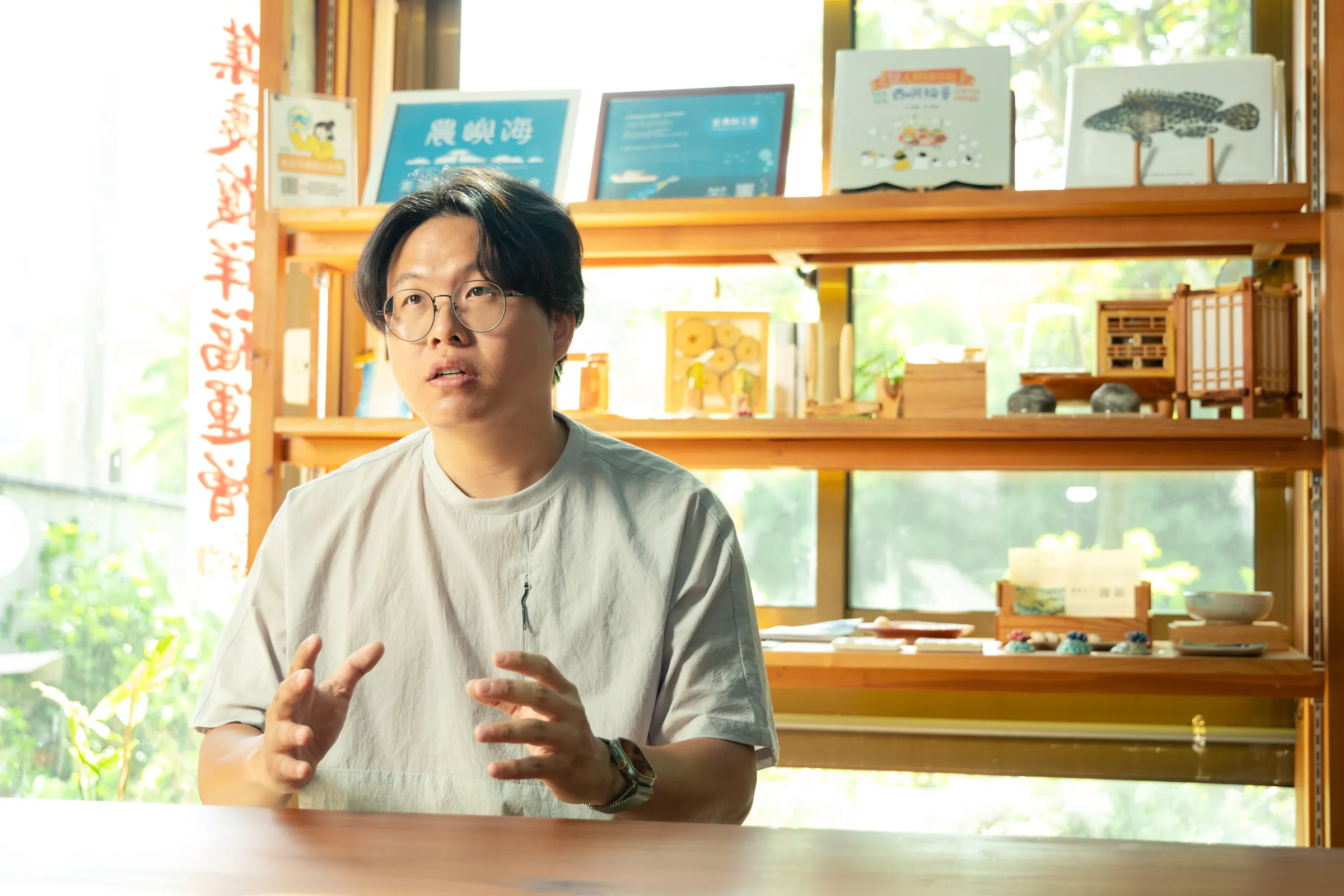 許淳祺大學就讀雲林科技大學工業設計系，研究所期間因聚落活化保存計畫來到澎湖望安。（風傳媒攝）