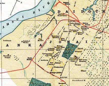 〈Taihoku〉英文版《日本年鑑》1933 Terry’s Japanese Empire 日本人不喜歡艋舺這個地名，於是從佛典中取「萬華」二字代替艋舺。「萬華」日語發音與艋舺的閩南語發音類似，1933 年日本官方出版的英語版臺灣地圖標示為Manka。（圖／遠足文化提供）