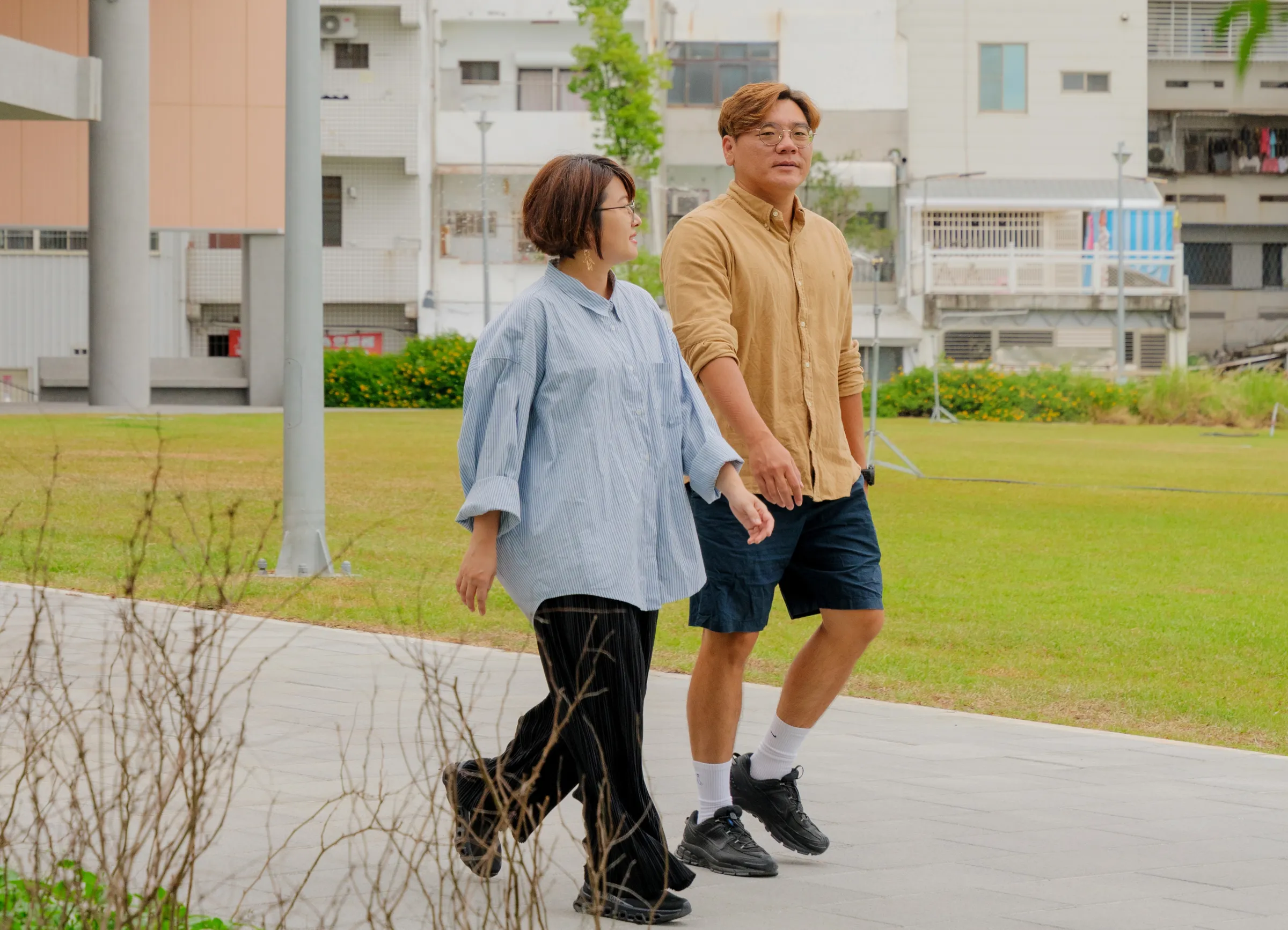 余岱珈、廖祐笙兩人想以技能互補成立工作室，卻得先面對沒有案子、沒有方向的慌張。（風傳媒攝）