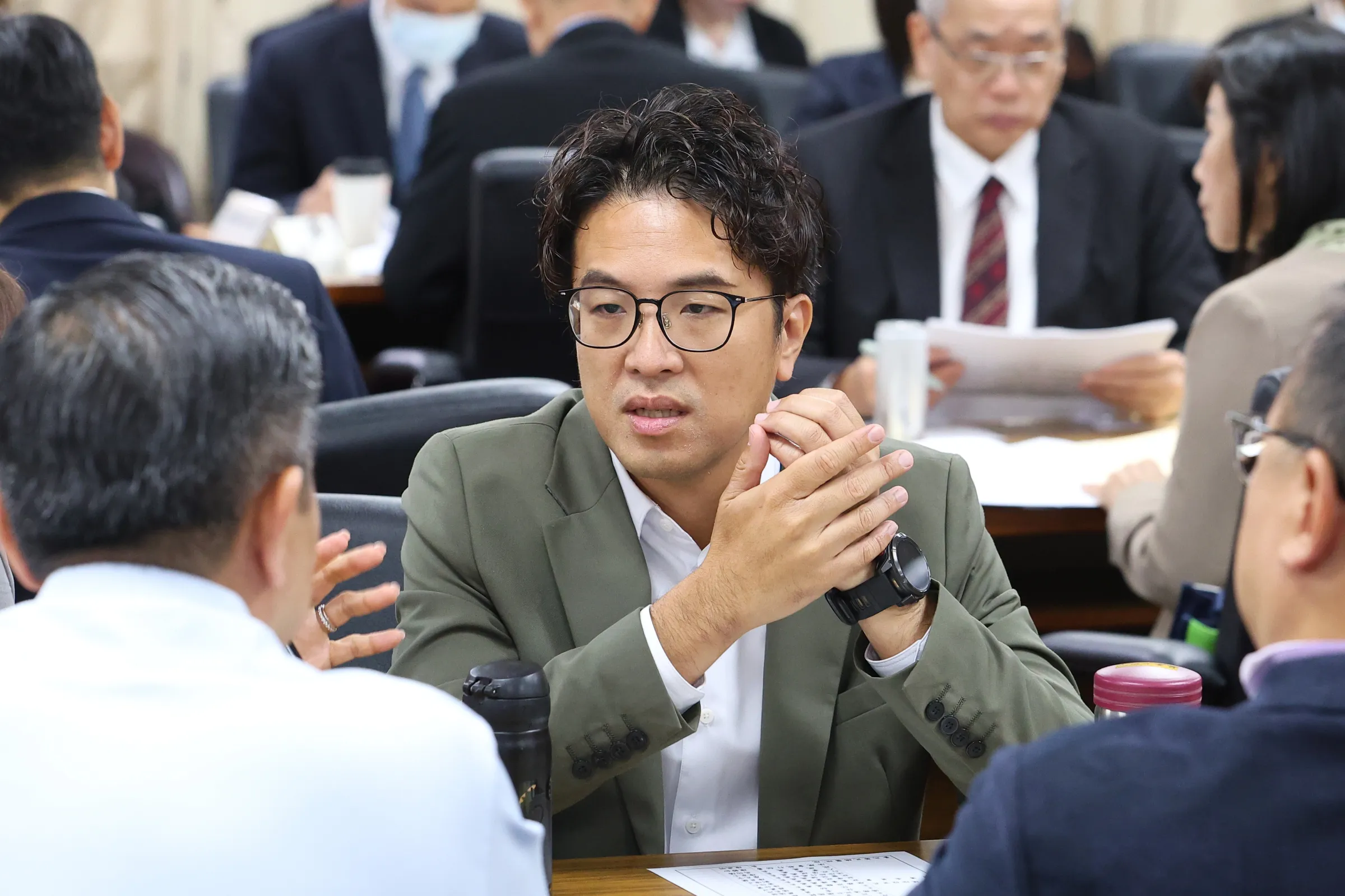 20261029-民進黨立委沈伯洋29日出席外交國防委員會。（顏麟宇攝）