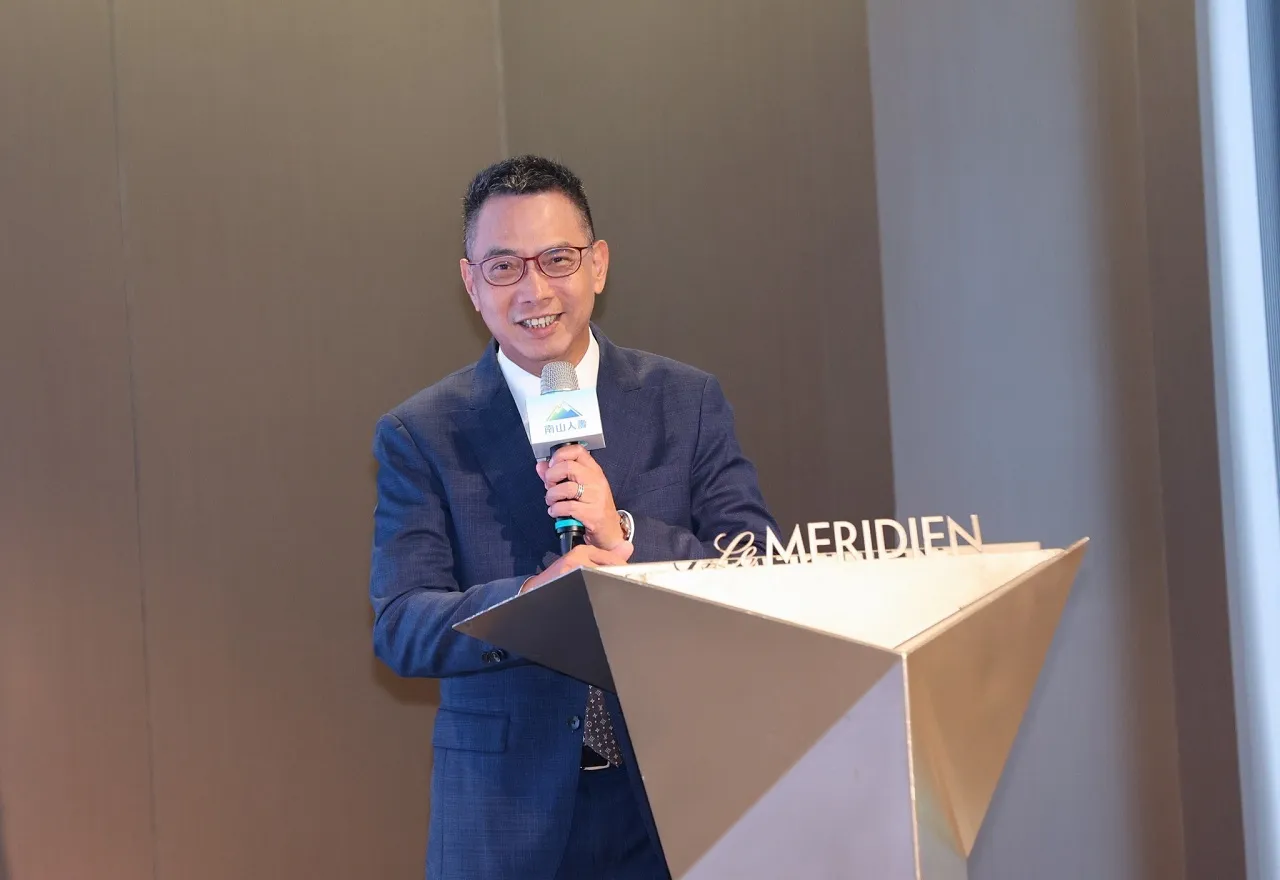 南山人壽總經理范文偉指出，近年公司大力推動職場希望工程與多元運動社團，每年斥資上億元優化辦公空間，希望提升員工健康