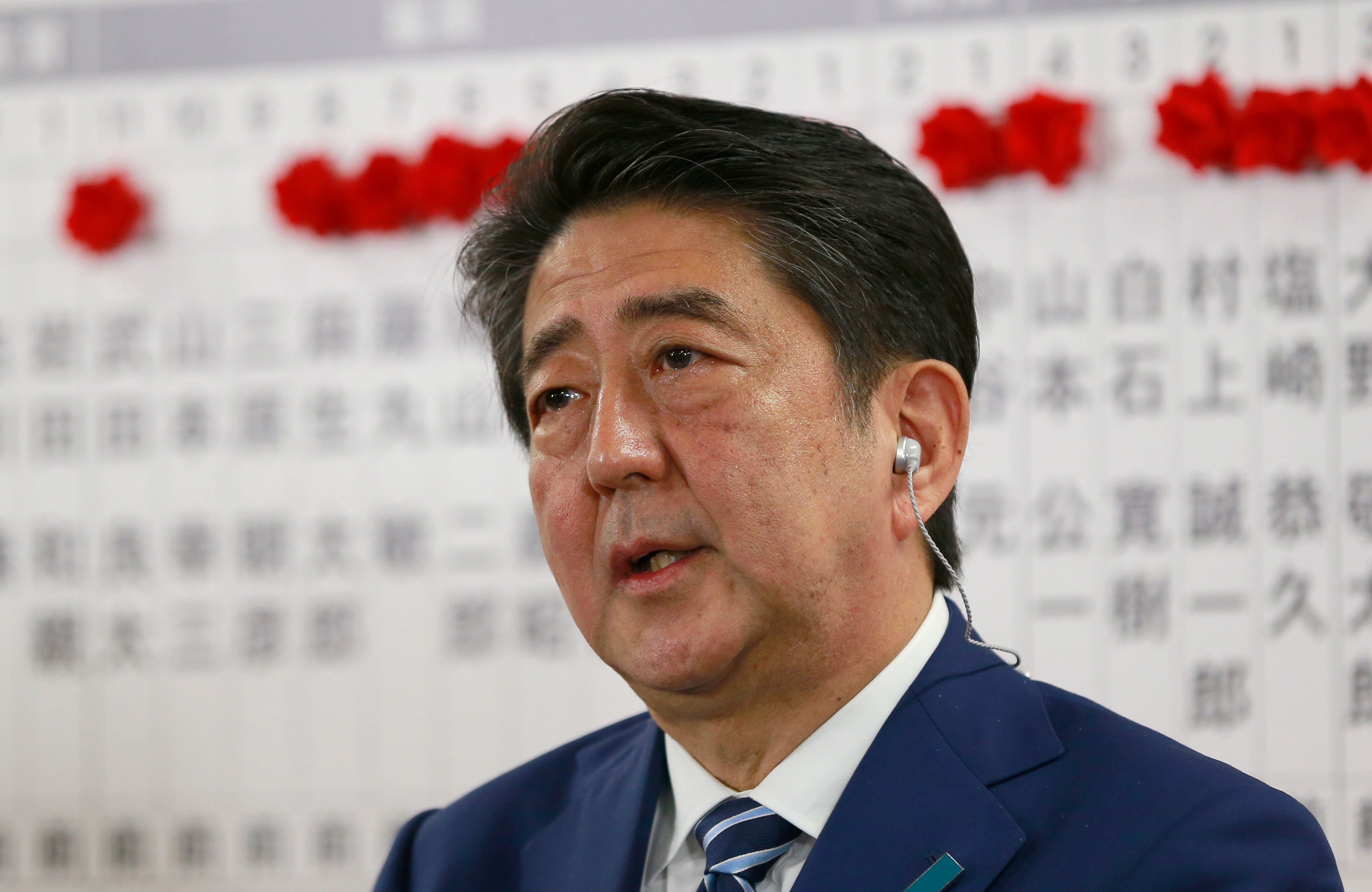 日本首相安倍晋三在這次的眾院大勝後，很可能會啟動修憲程序。（美聯社）