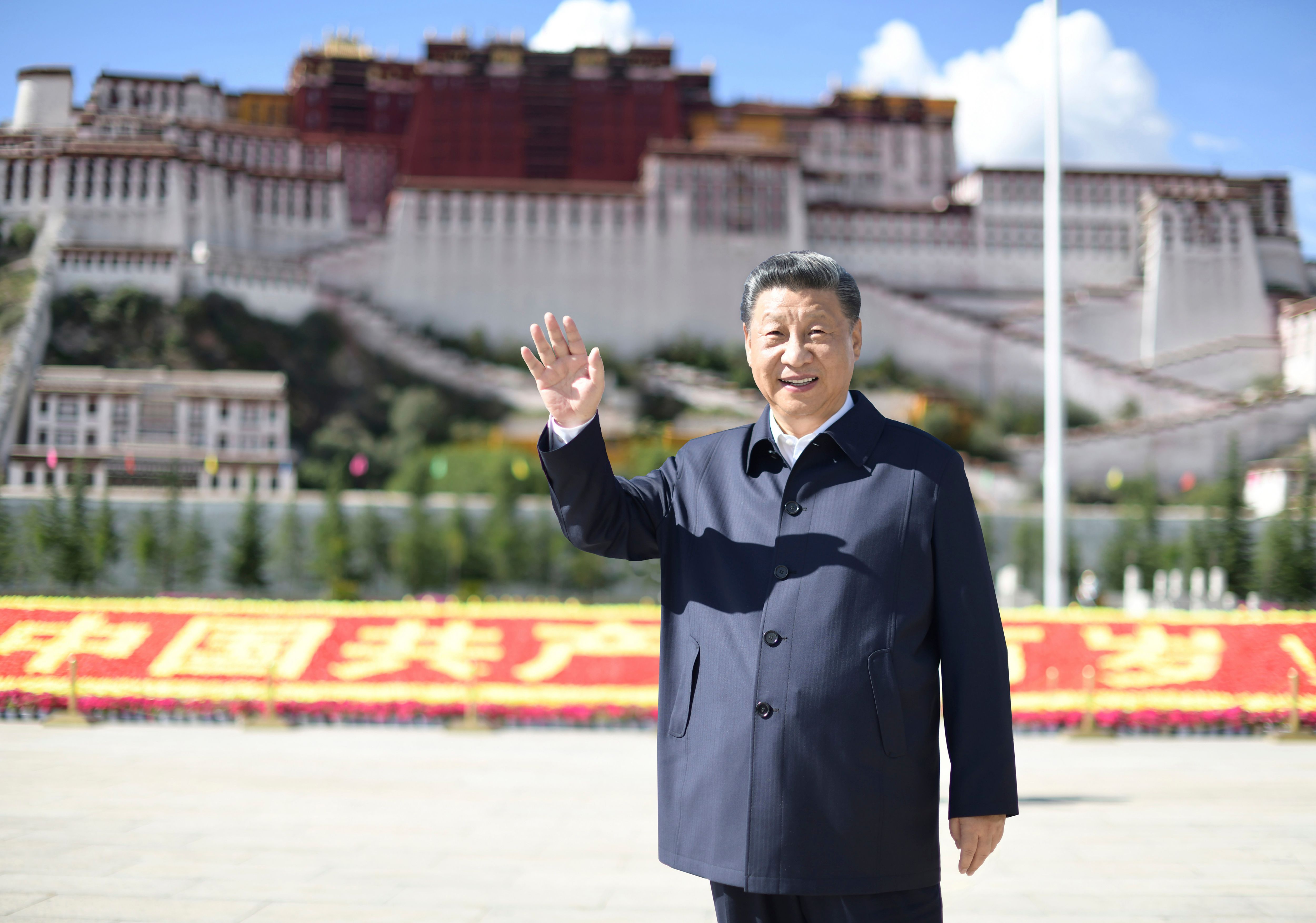 2021年7月22日，中國國家主席習近平造訪西藏拉薩布達拉宮（AP）