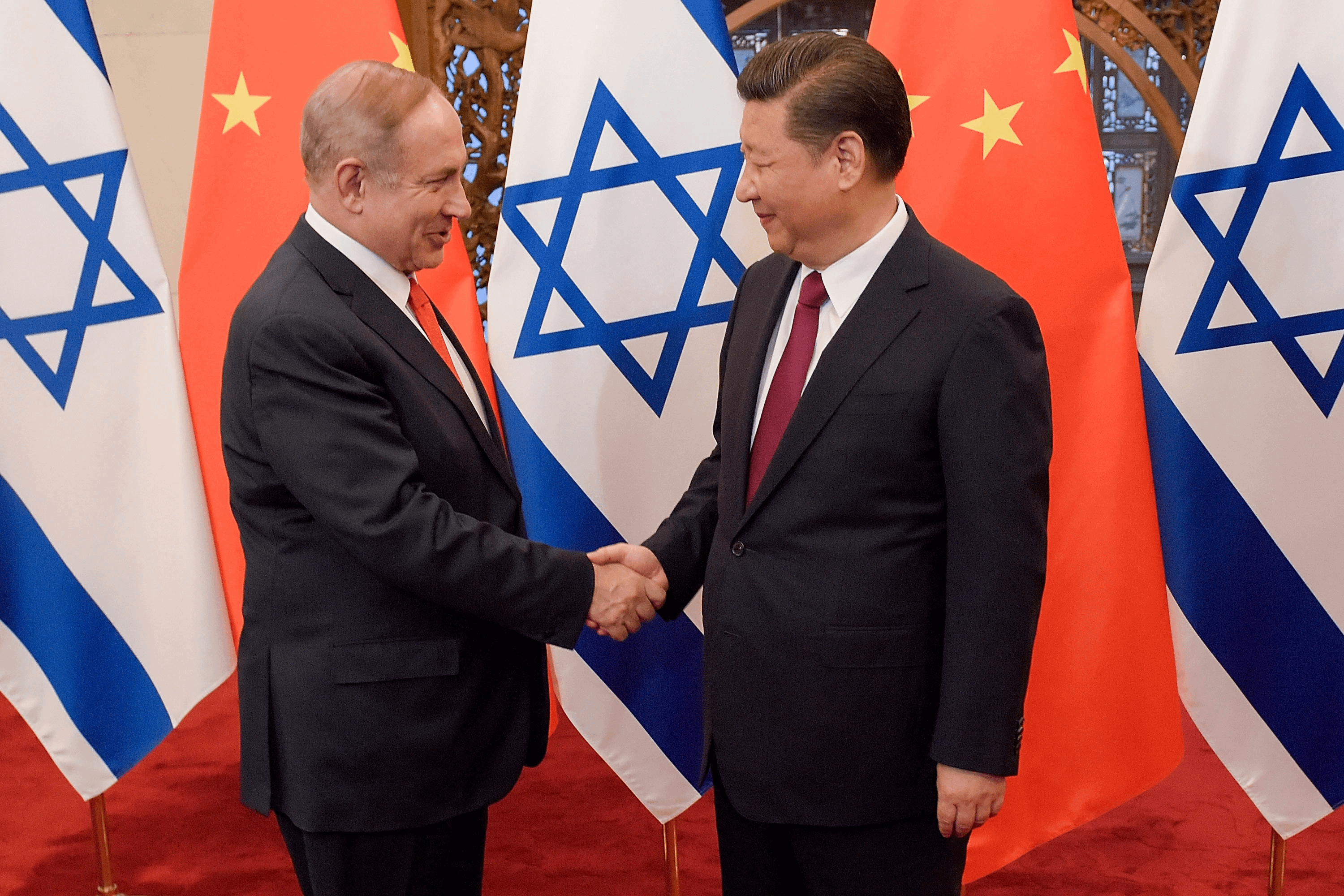 イスラエル首相ネタニヤフと中国国家主席習近平（資料写真、AP）